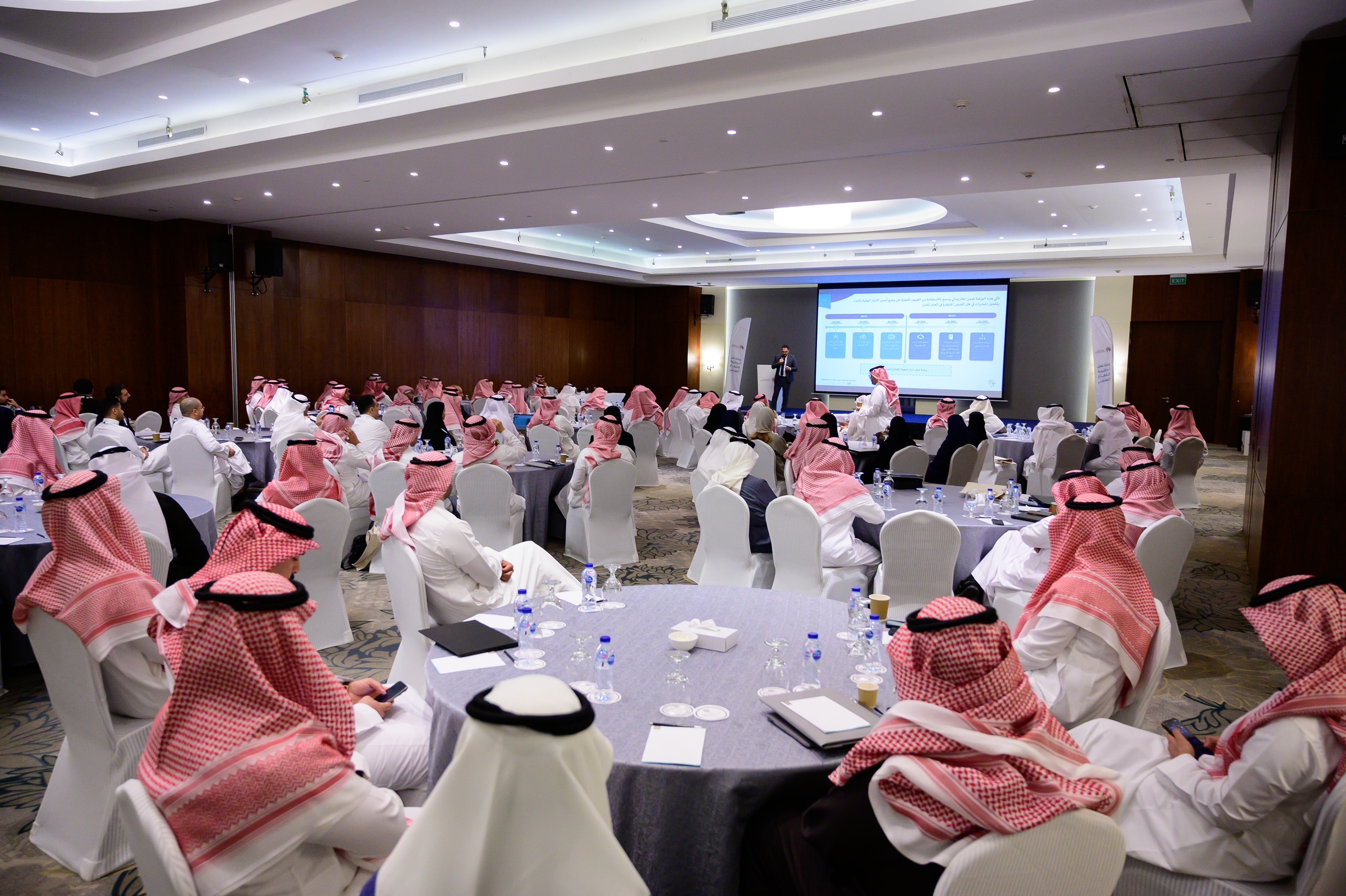 جانب من ورش عمل تنفيذ استراتيجية القطاع التعاوني والمنعقدة في مدينة الملك عبد الله الاقتصادية
