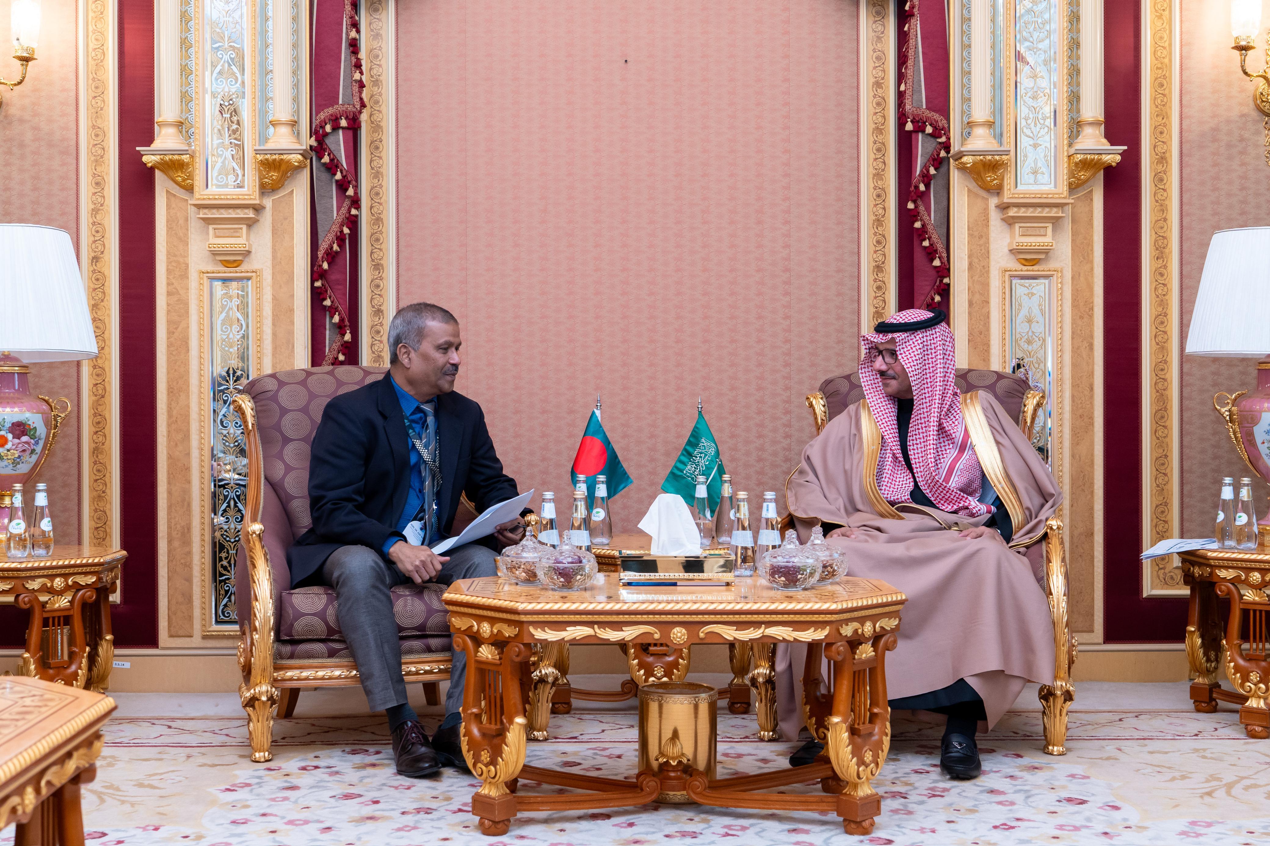 معالي وزير الدولة البنجلاديشي لشؤون المغتربين والعمالة